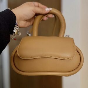 NEW Melie Bianco Tan Handbag